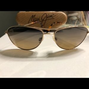 Maui Jim baby beach sunglasses with case